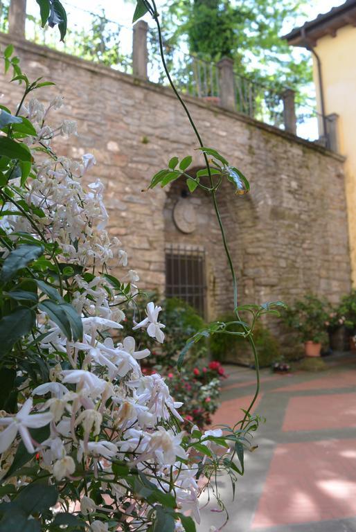 Palazzo Torriani Hotel Marradi Exterior photo